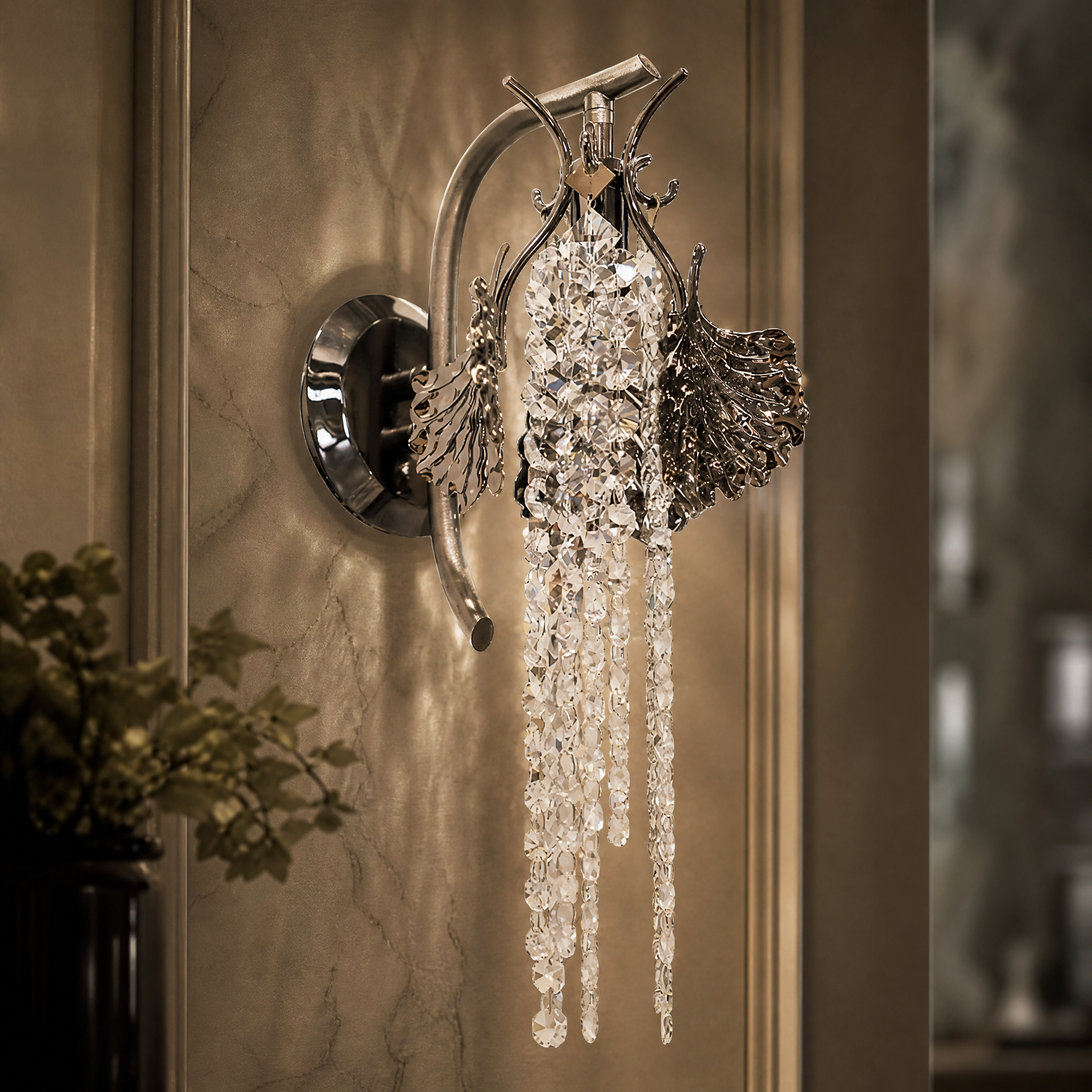 Tuscania Luxury Wall Light close-up craftsmanship detail image by VORELLI
