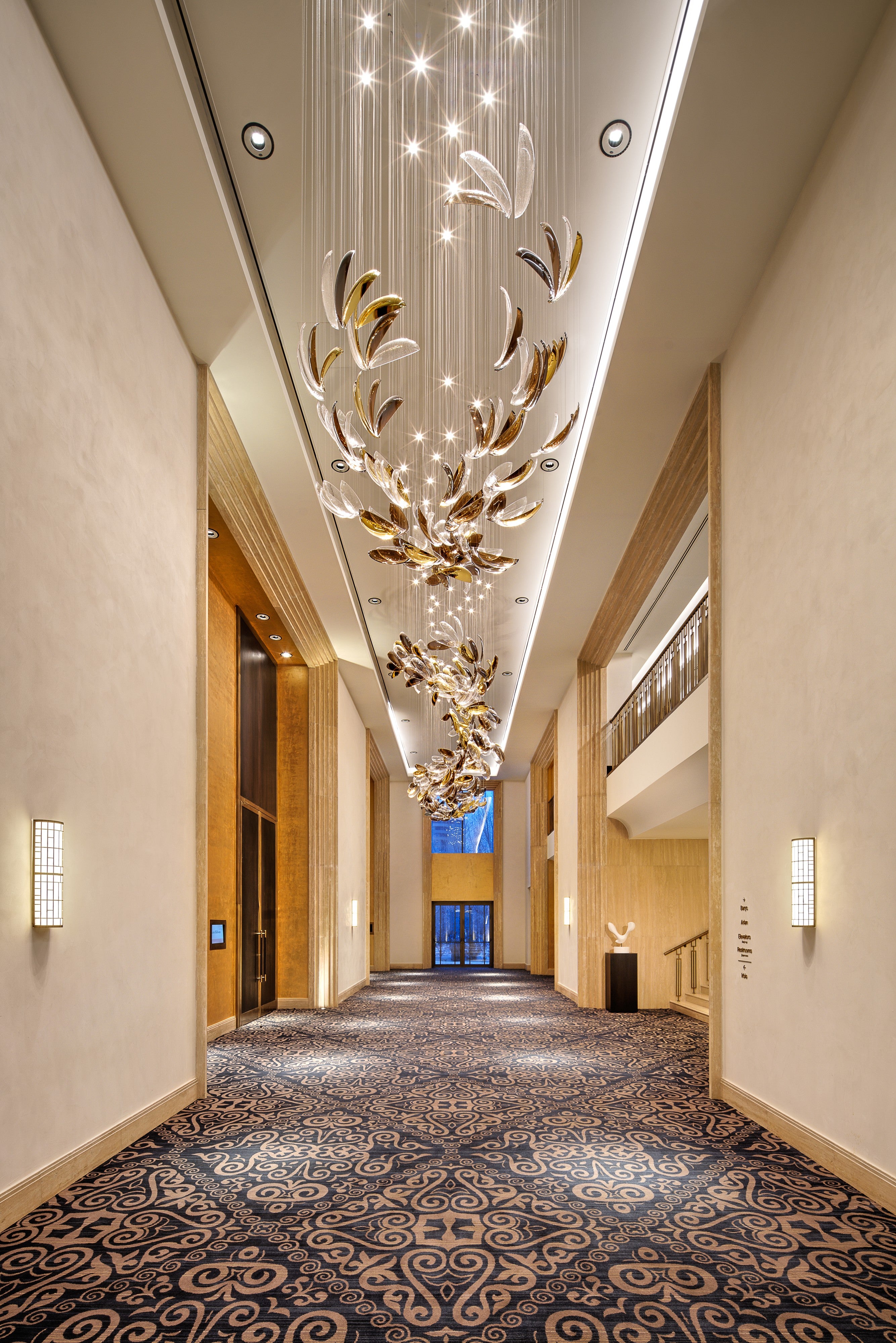 Flowing Gold Oval Project Installation