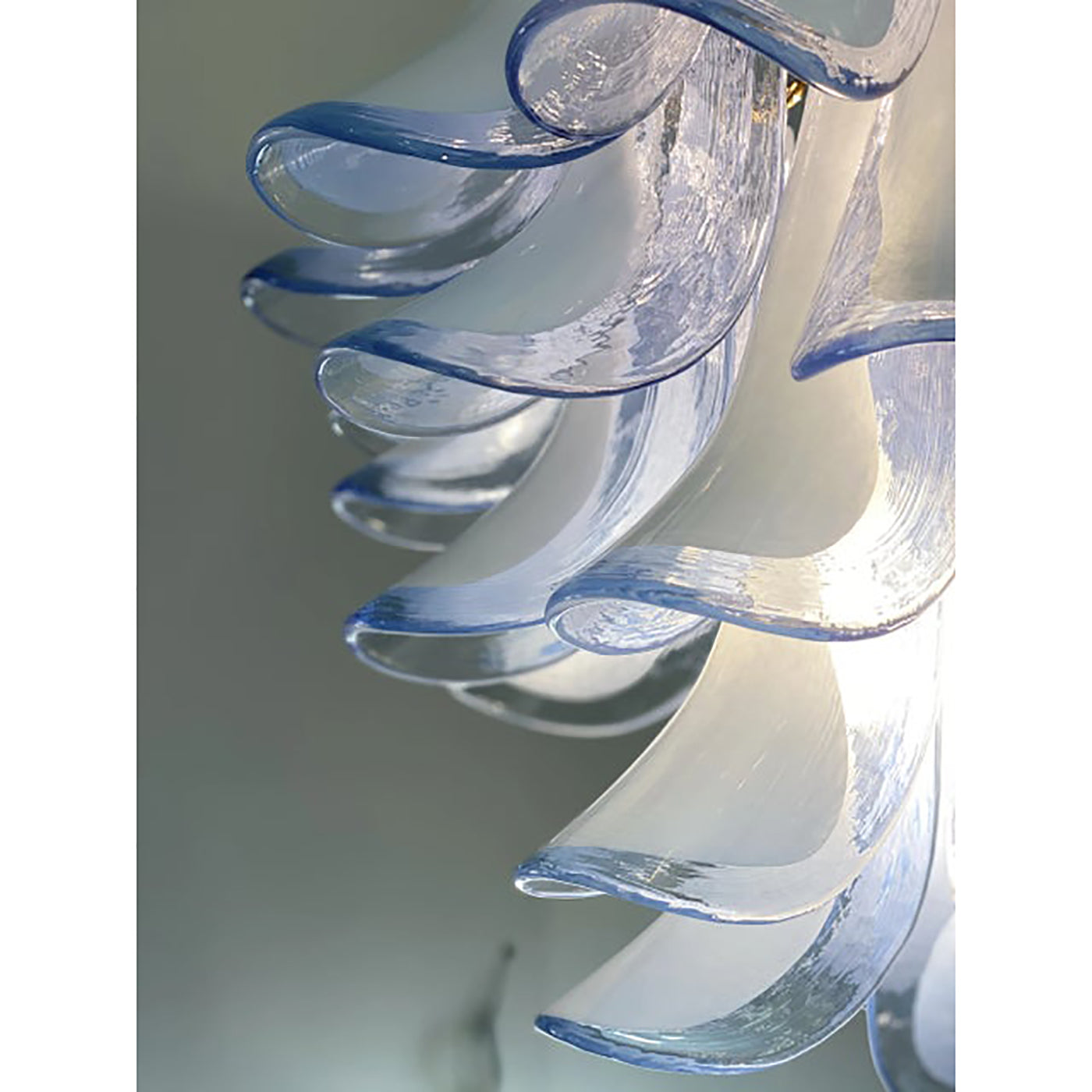 VORELLI Altavilla Selle Murano Glass Circular Chandelier - Selle Murano Glass image 4