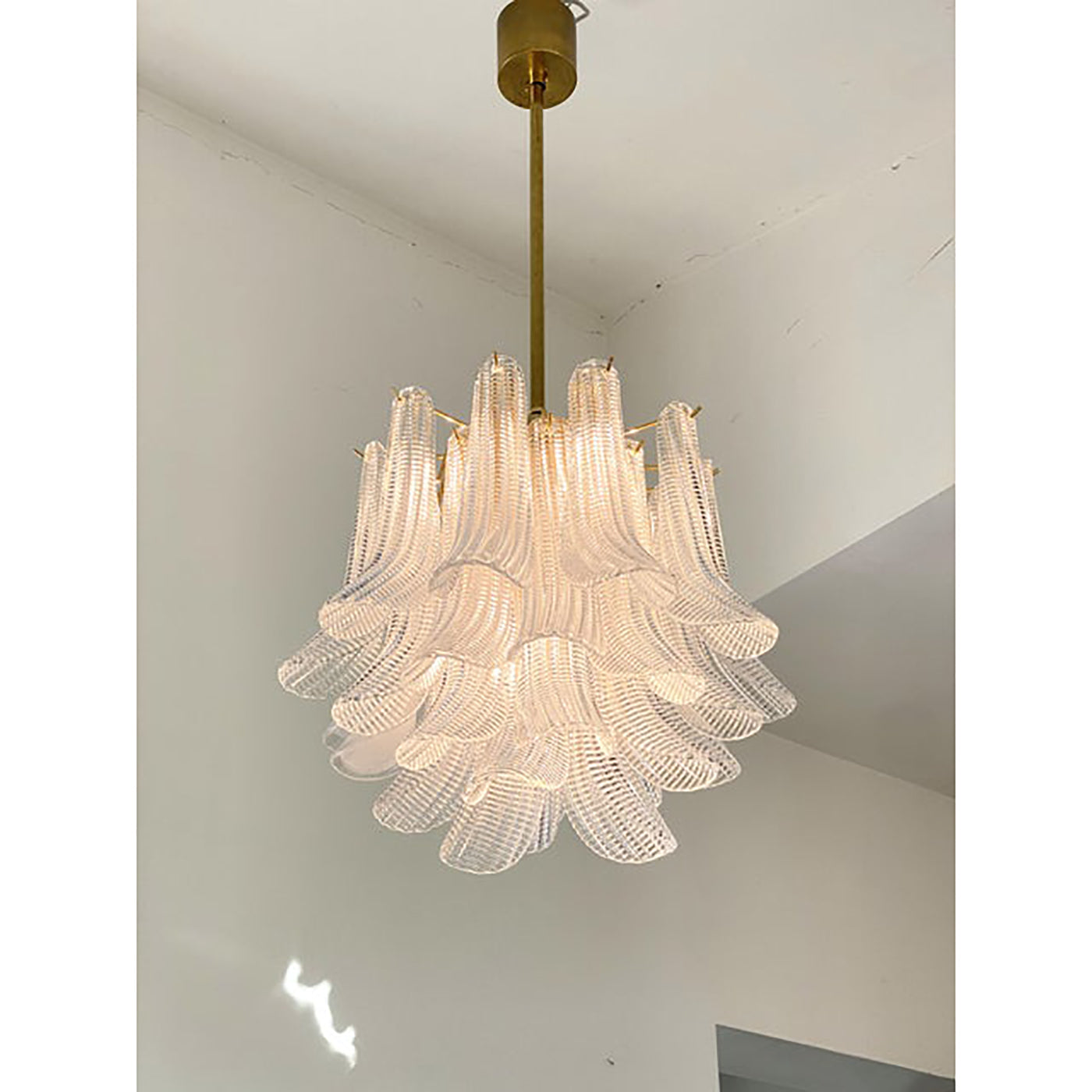 VORELLI Asolo Selle Murano Glass Circular Chandelier - Selle Murano Glass image 7