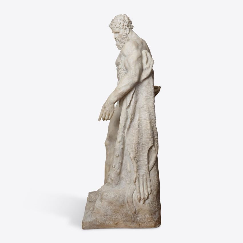 Ercole Giant Statue