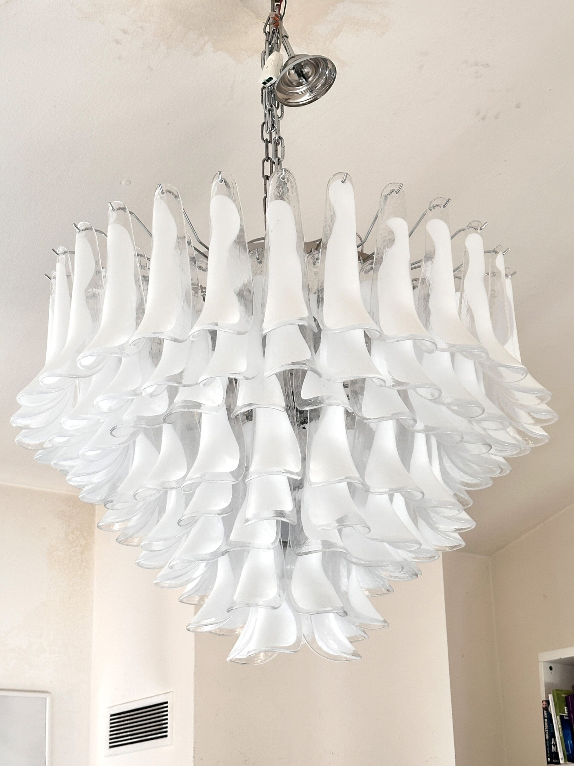 VORELLI Brescia Selle Murano Glass Staircase Chandelier - Selle Murano Glass image 3