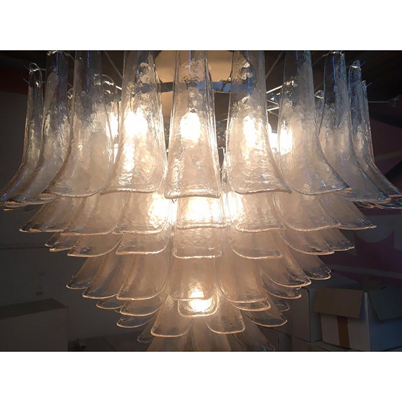 VORELLI Bari Selle Murano Glass Circular Chandelier - Selle Murano Glass image 4