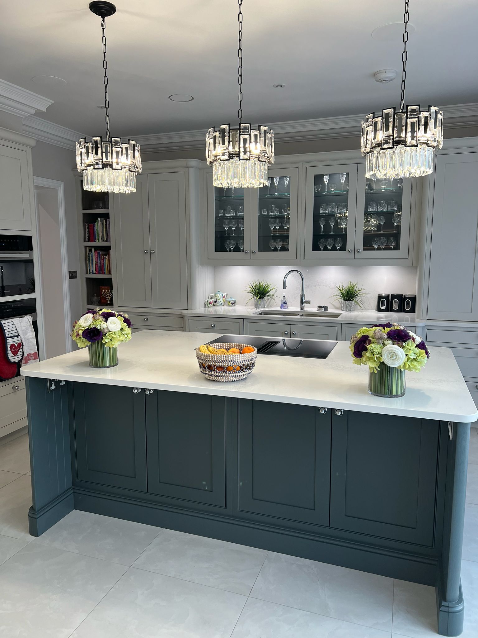 belvedere-pendant-light-modern-kitchen-luxury-interior