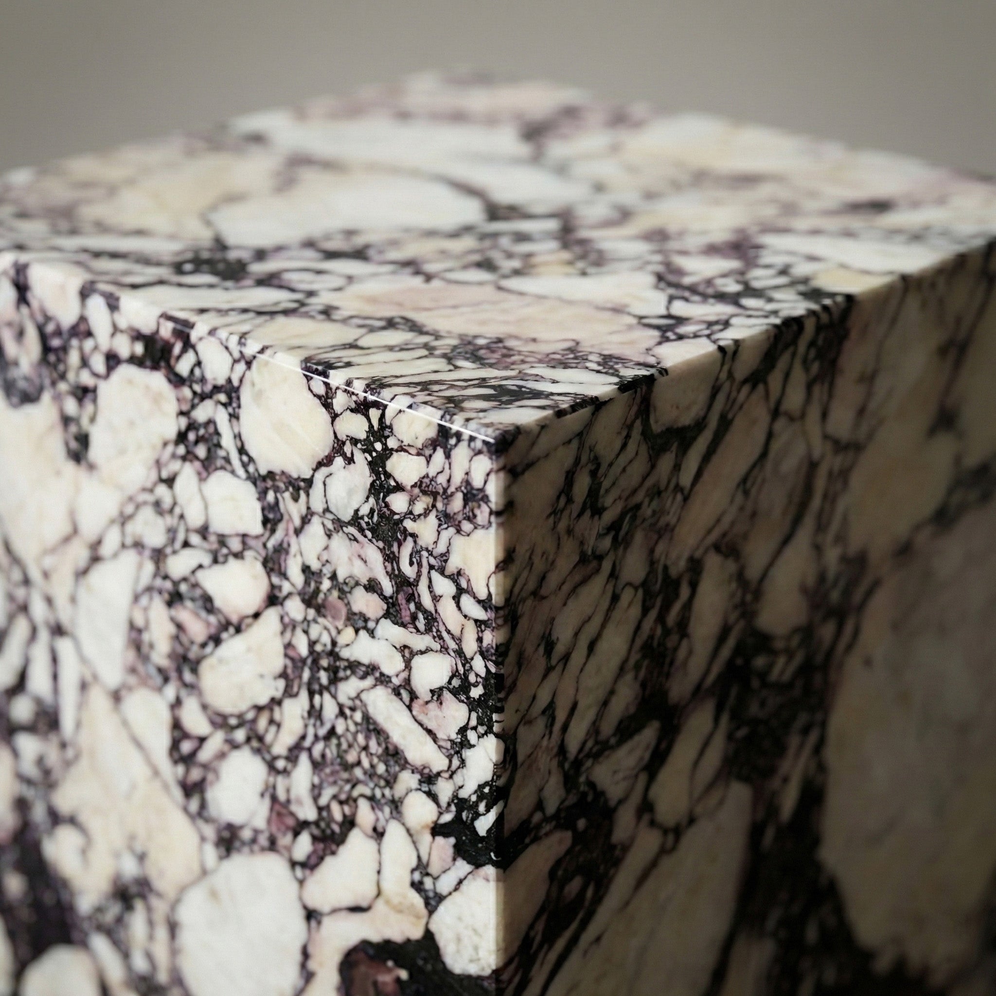 Calacatta Viola Marble Pedestal Stand