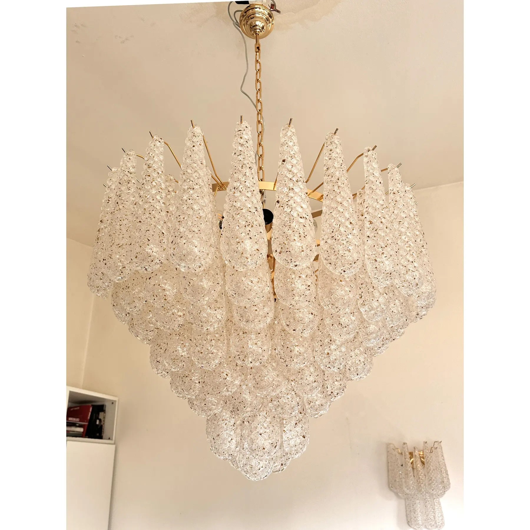 VORELLI Rapallo Conchiglie Murano Shell Glass Staircase Chandelier - Conchiglie Murano Shell Glass image 8