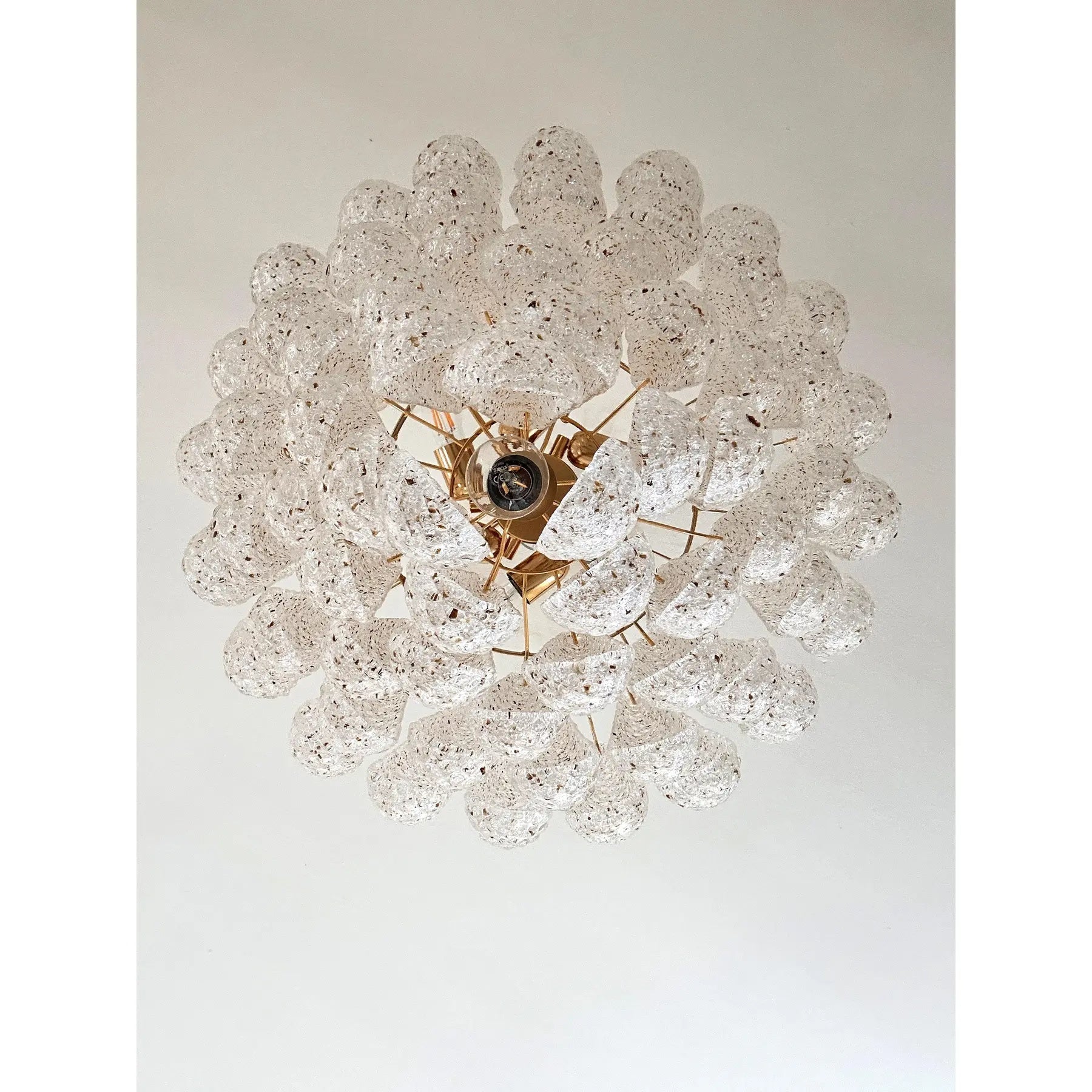 VORELLI Ravello Conchiglie Murano Shell Glass Staircase Chandelier - Conchiglie Murano Shell Glass image 5