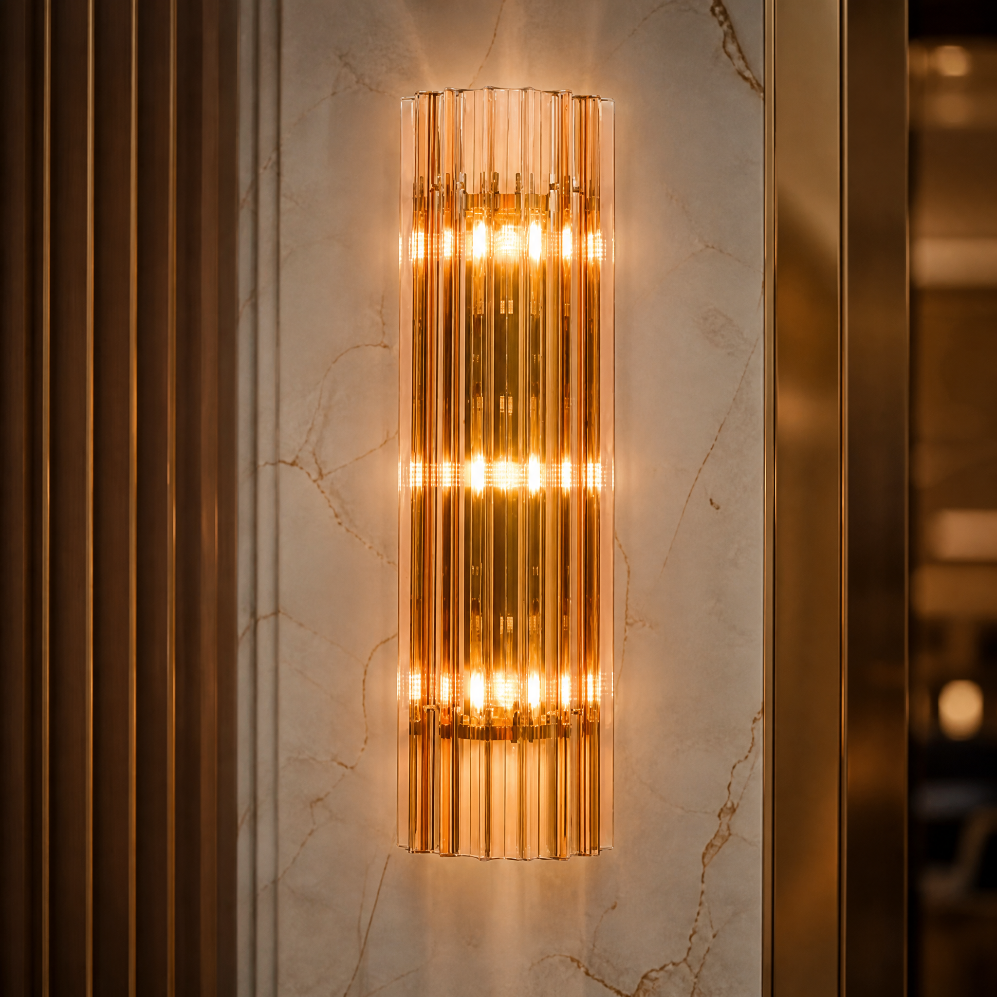 VORELLI Amarino IP44 wall light showcasing detailed amber glass pieces and 1970s-inspired luxury design.