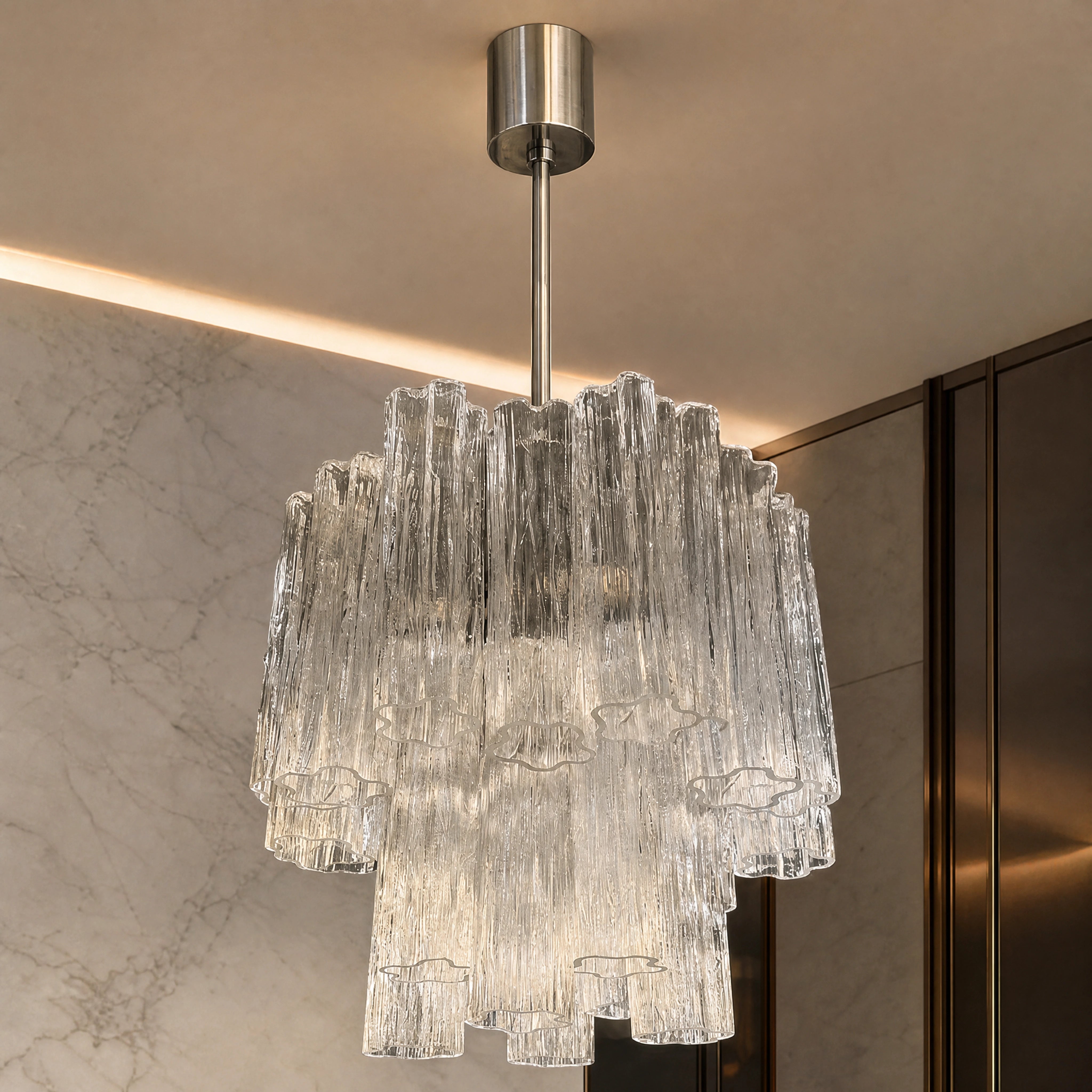 Apollonia Tronchi Murano Glass Circular Chandelier close-up luxury lifestyle hero image by VORELLI