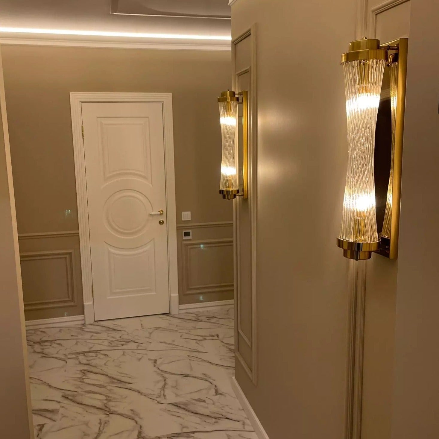 Close up of vertical crystal tubes on VORELLI® Mykonos cylindrical wall light