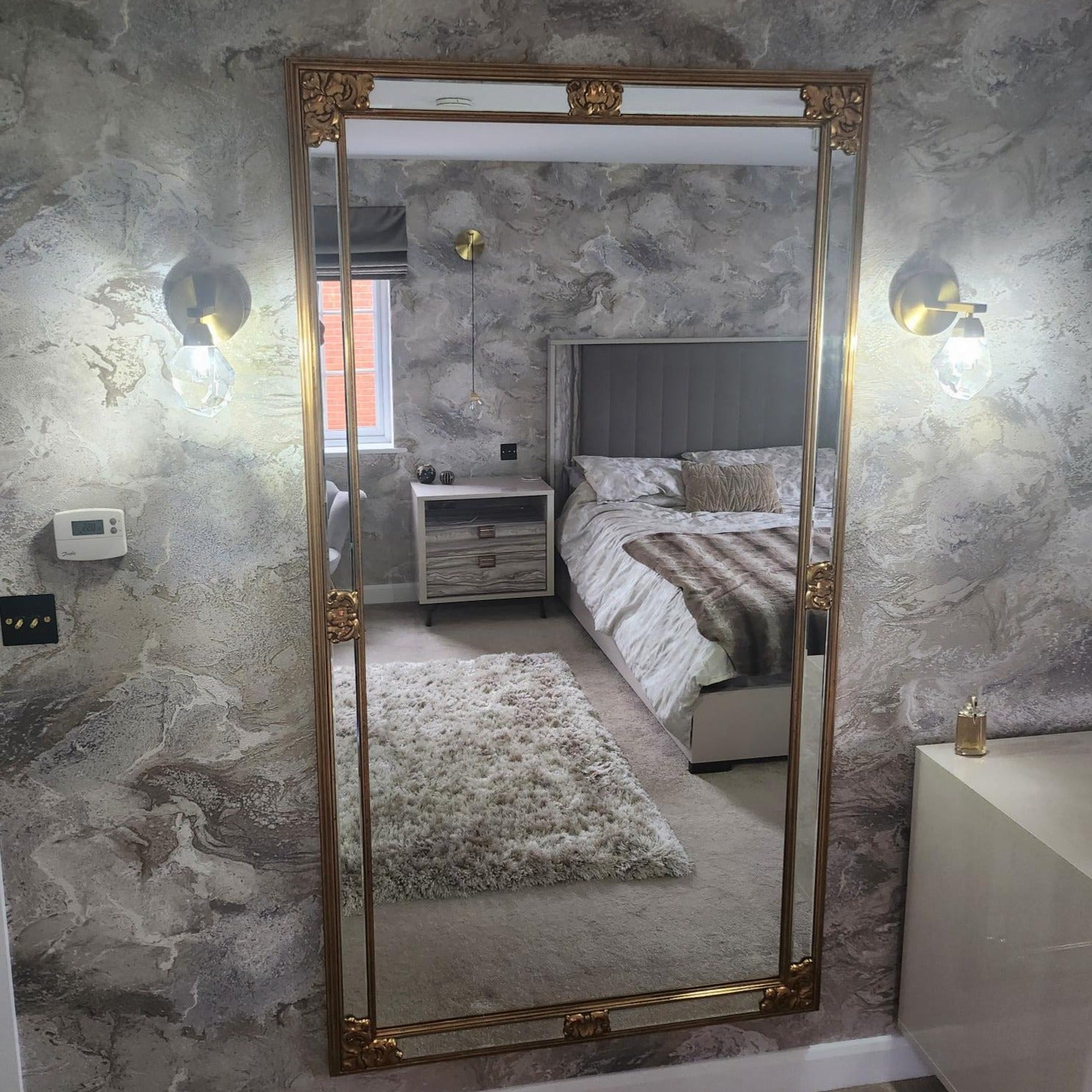 Runtz Wall Light