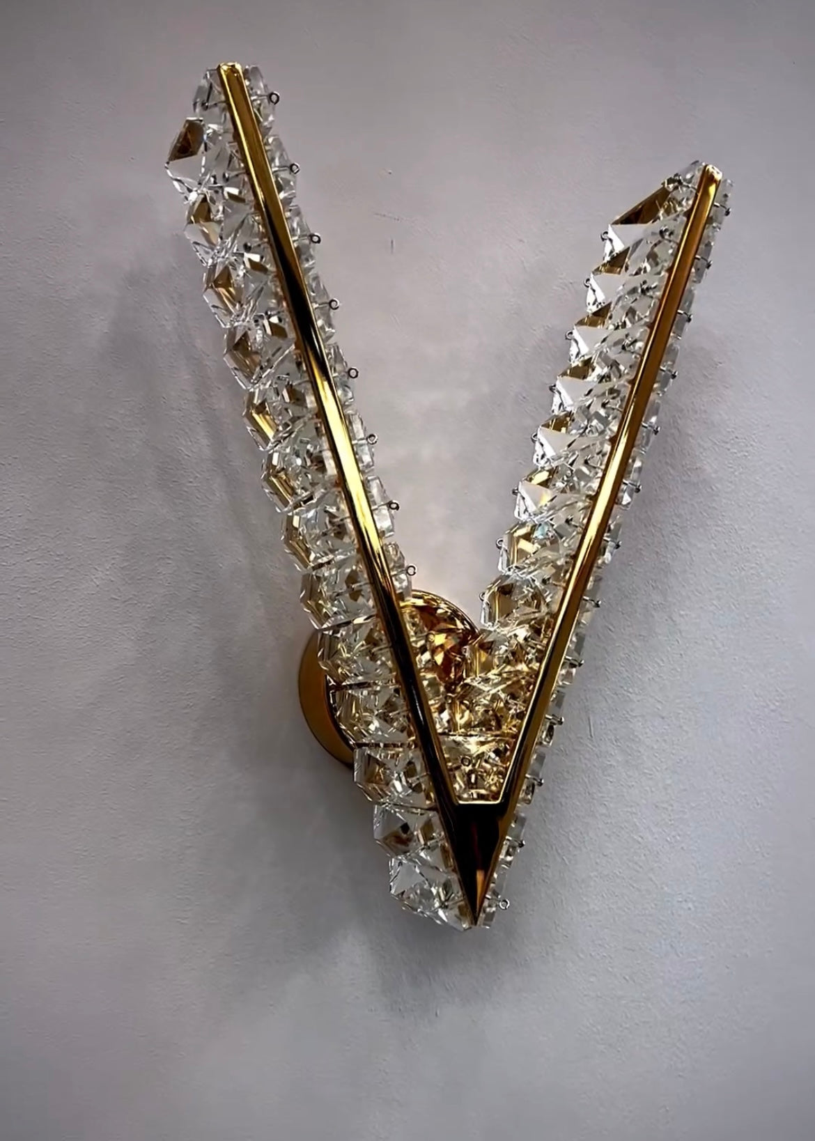 Signature 'V' Wall Light