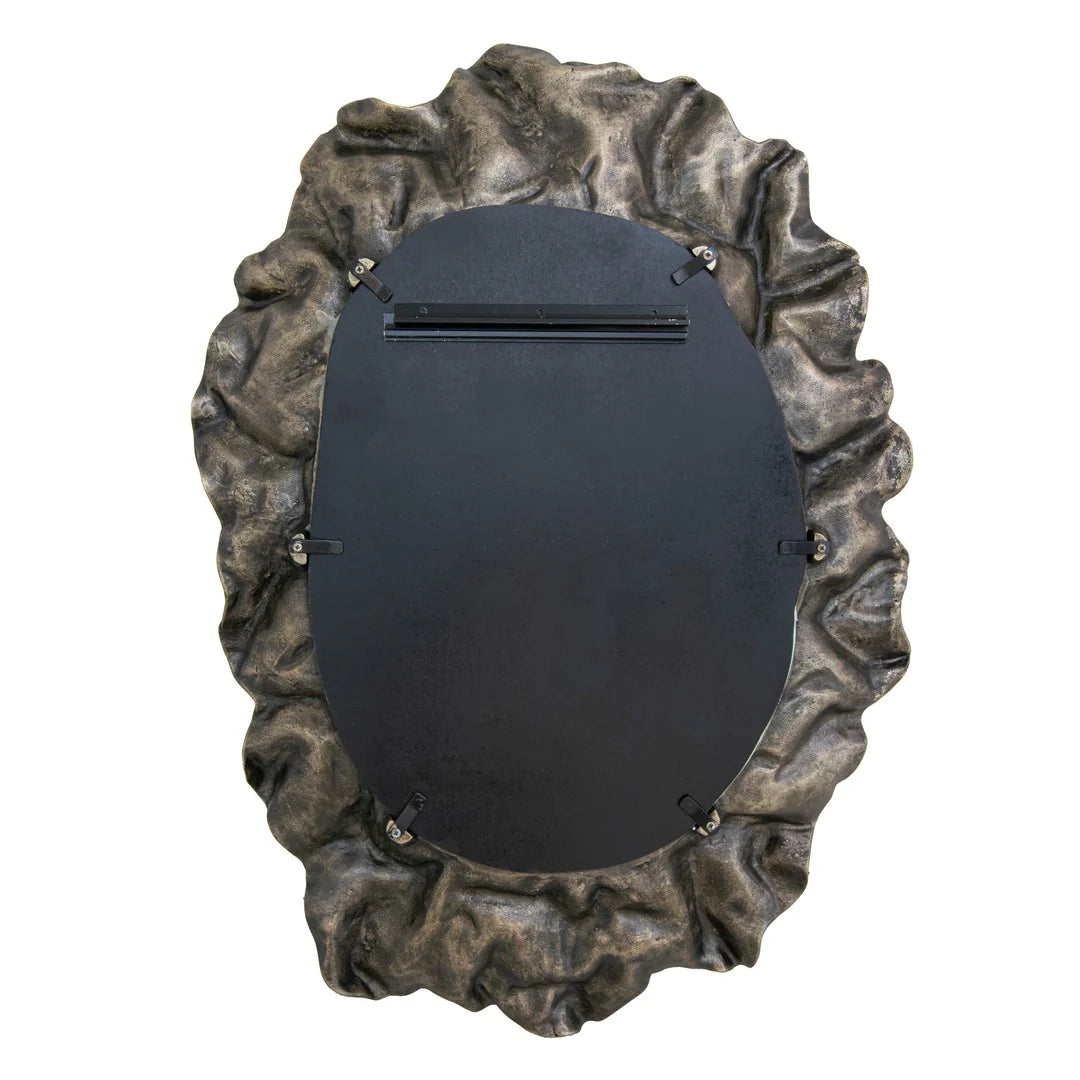 Lara Mirror