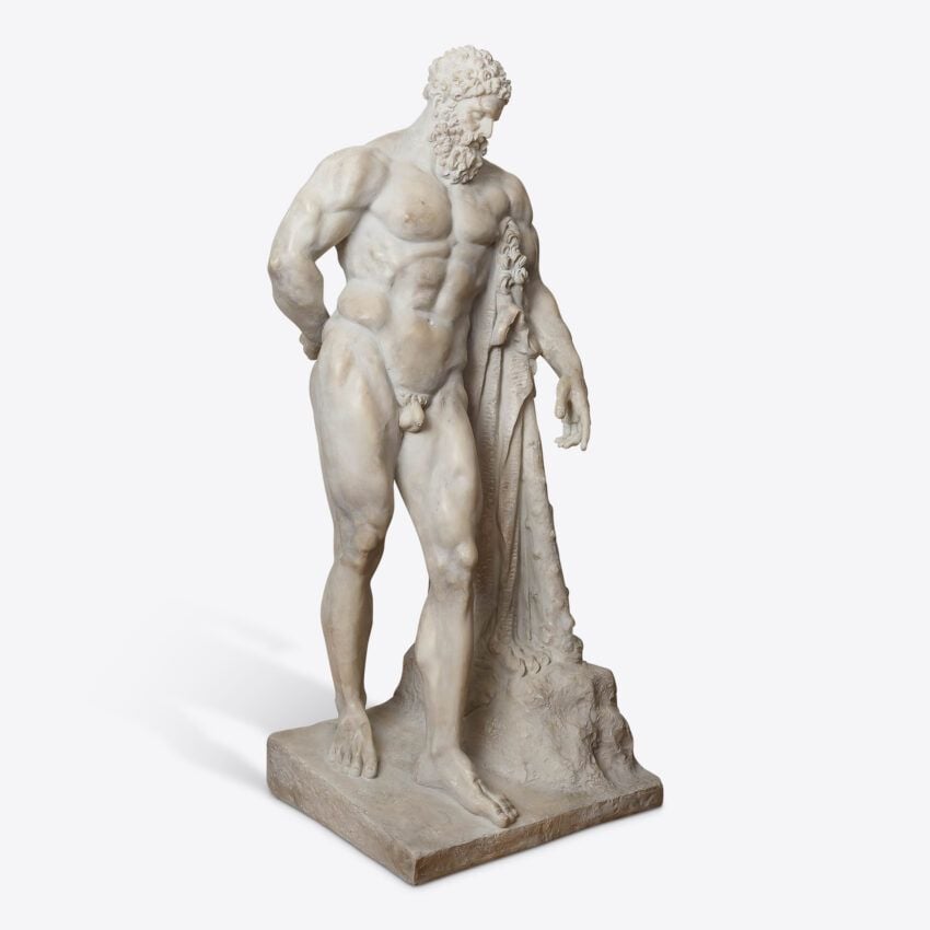 Ercole Giant Statue