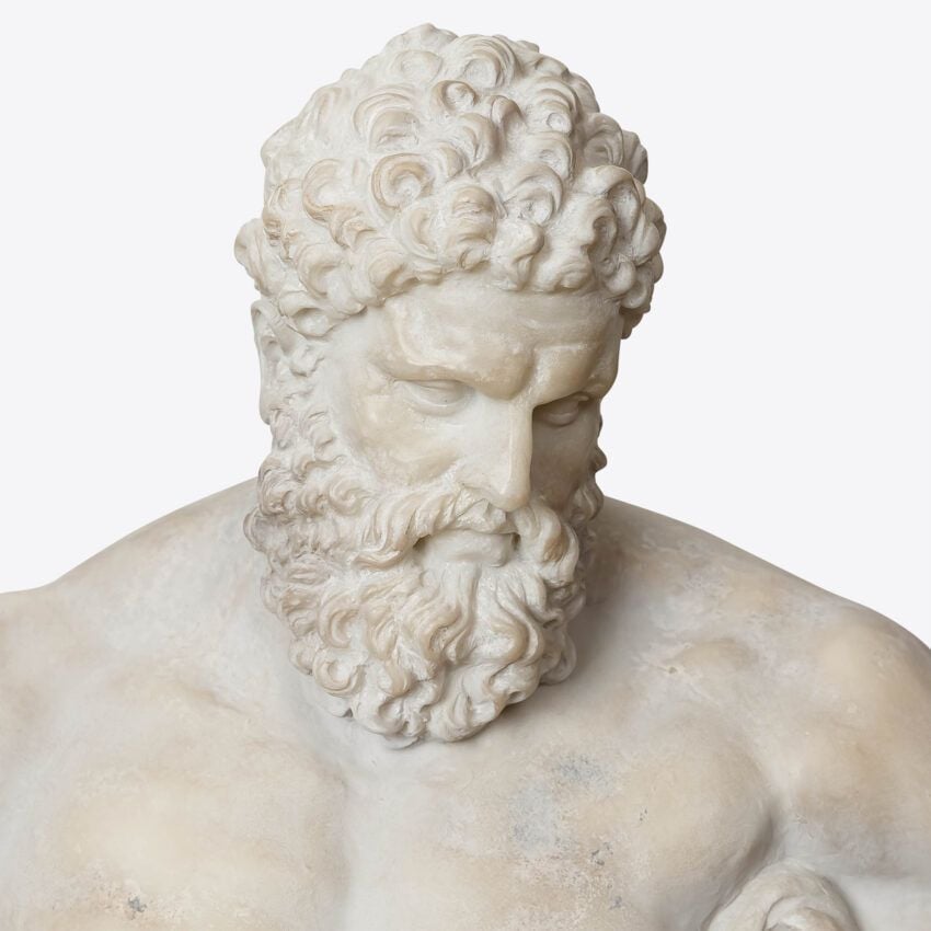 Ercole Giant Statue