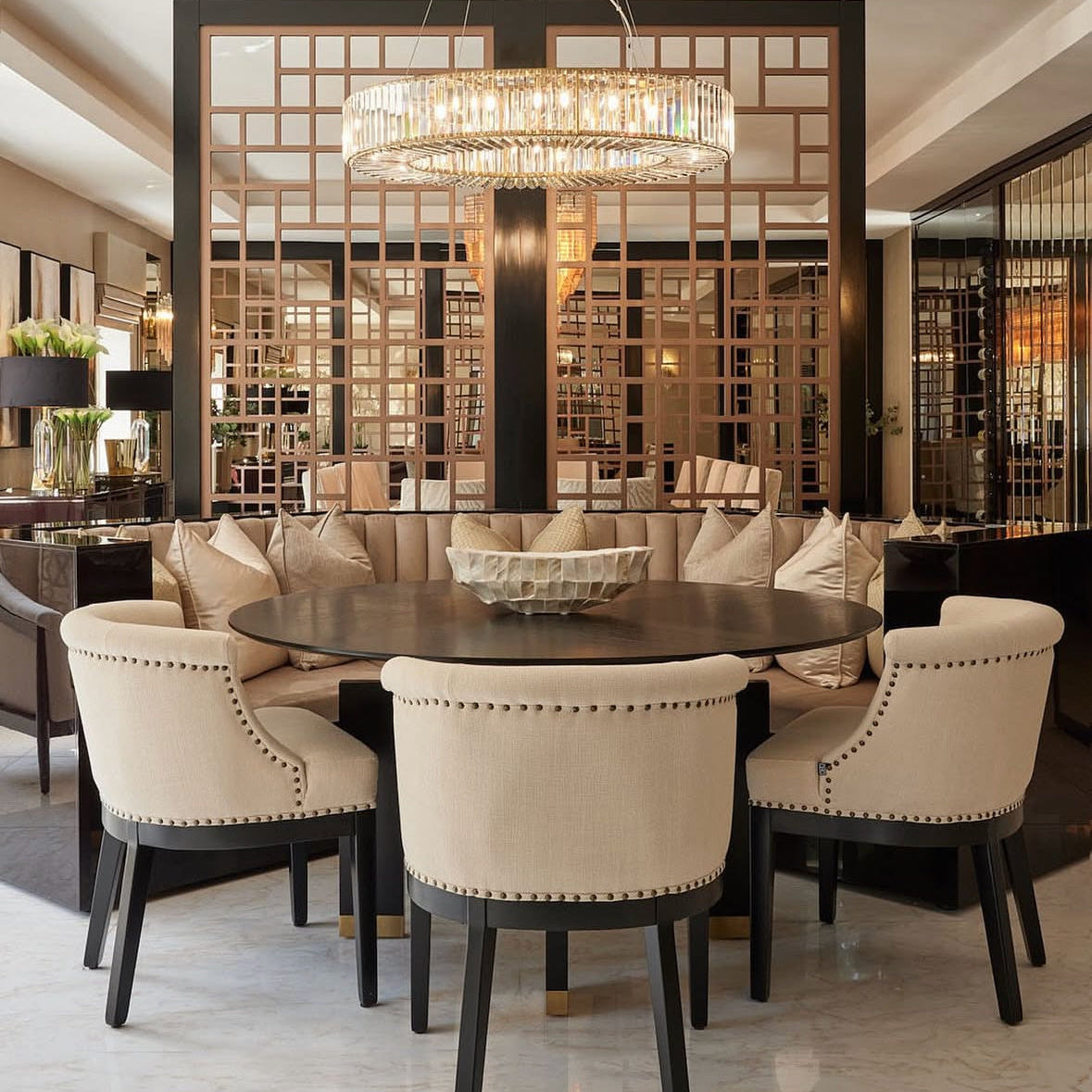 Maia Circular Chandelier