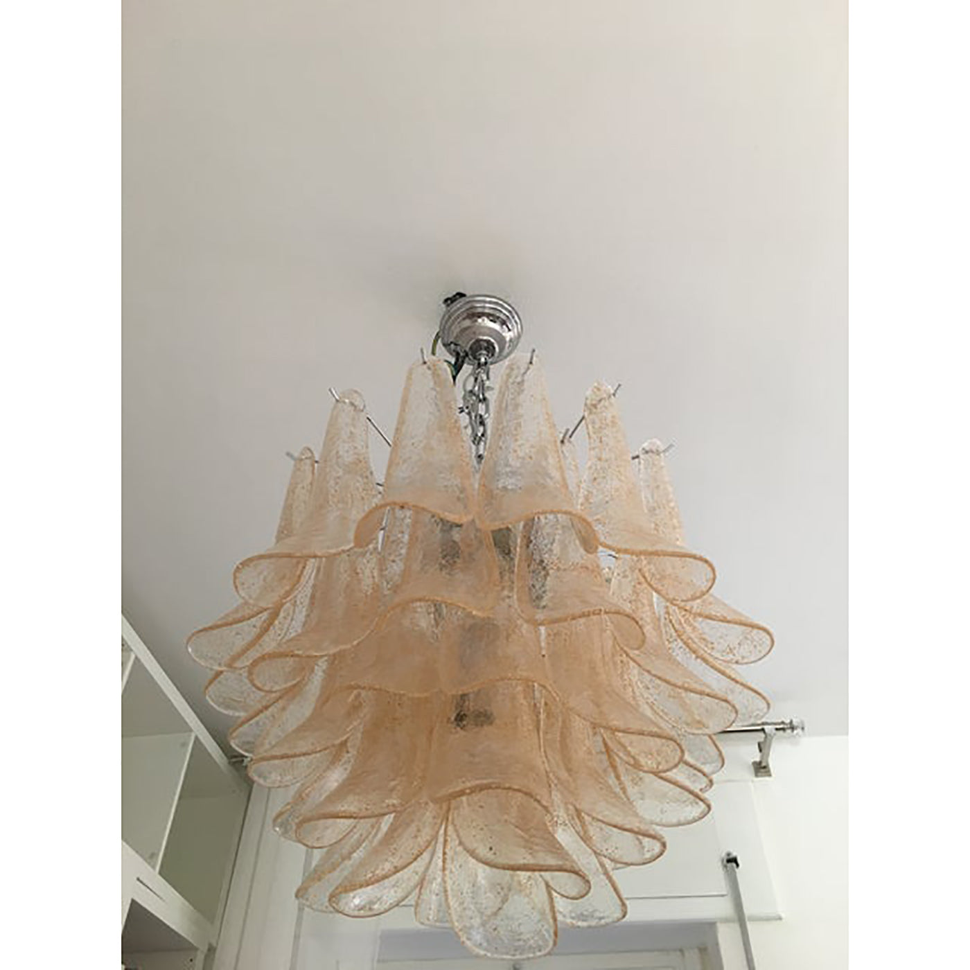 VORELLI Amalfi Selle Murano Glass Circular Chandelier - Selle Murano Glass image 8