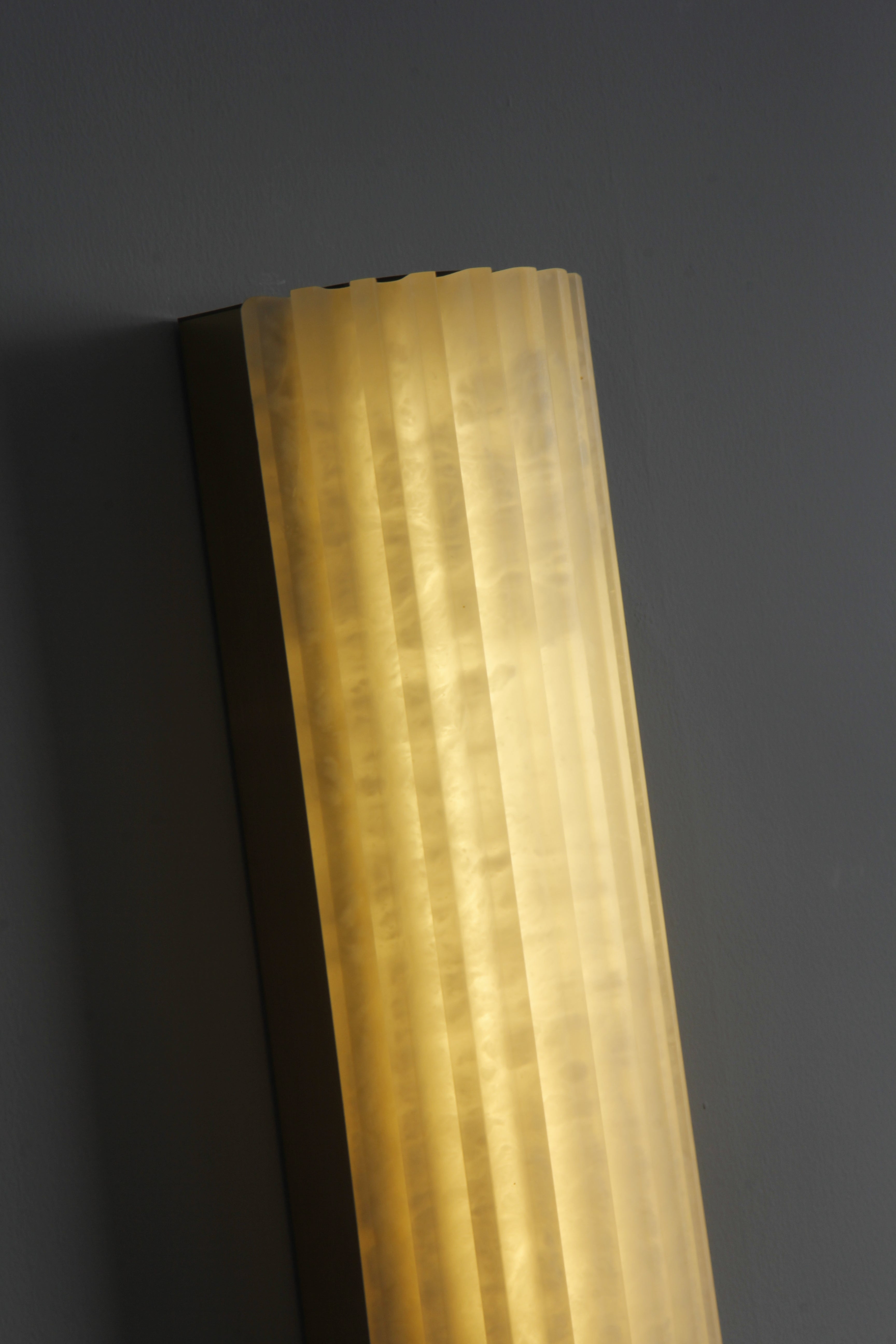 Lissora Marble Wall Light