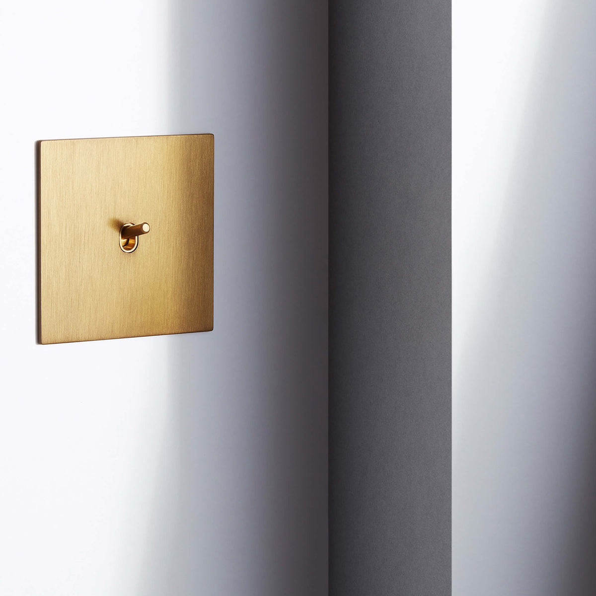 Renaissance Toggle Switch architectural switches view 5