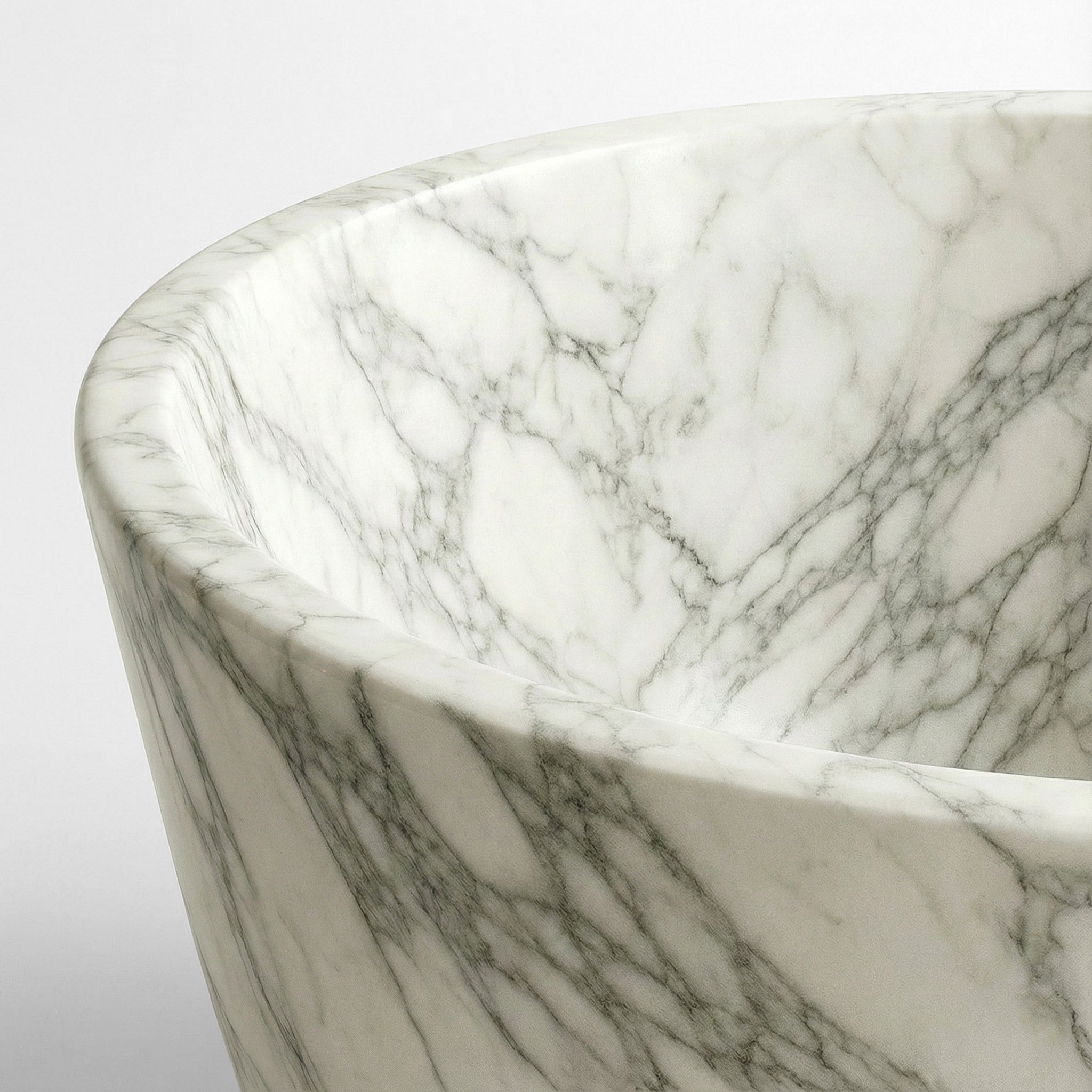 Arabescato Marble Freestanding Bathtub - Tapered