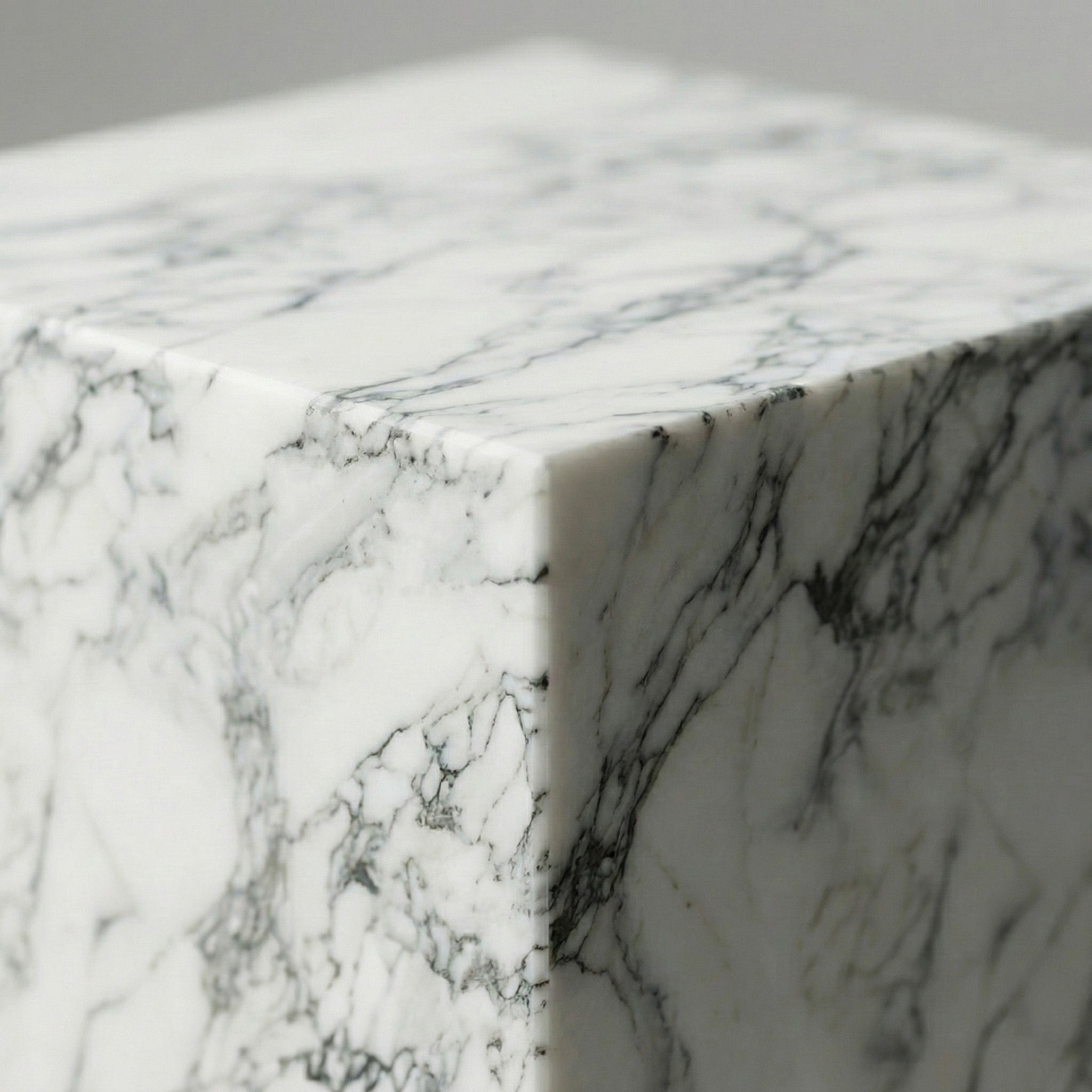 Arabescato Marble Pedestal Stand