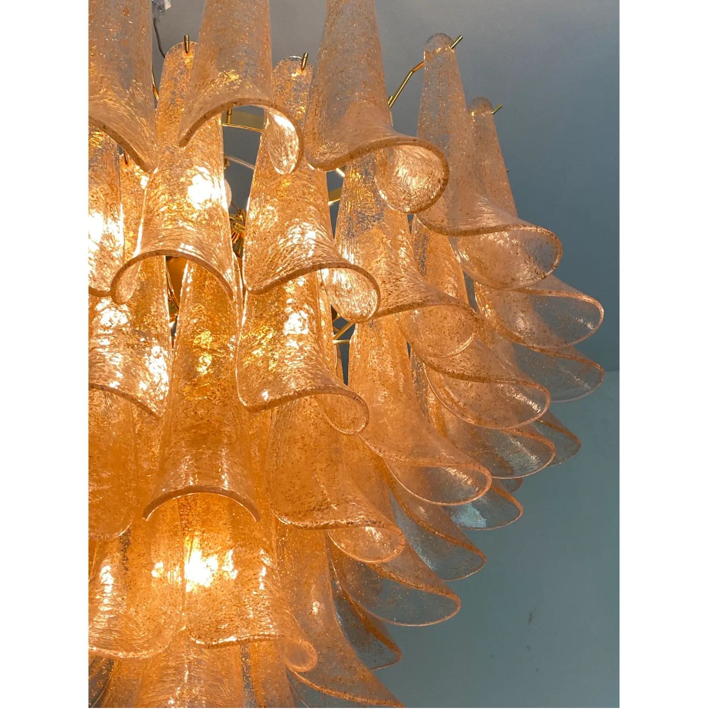 VORELLI Arezzo Selle Murano Glass Circular Chandelier - Selle Murano Glass image 6