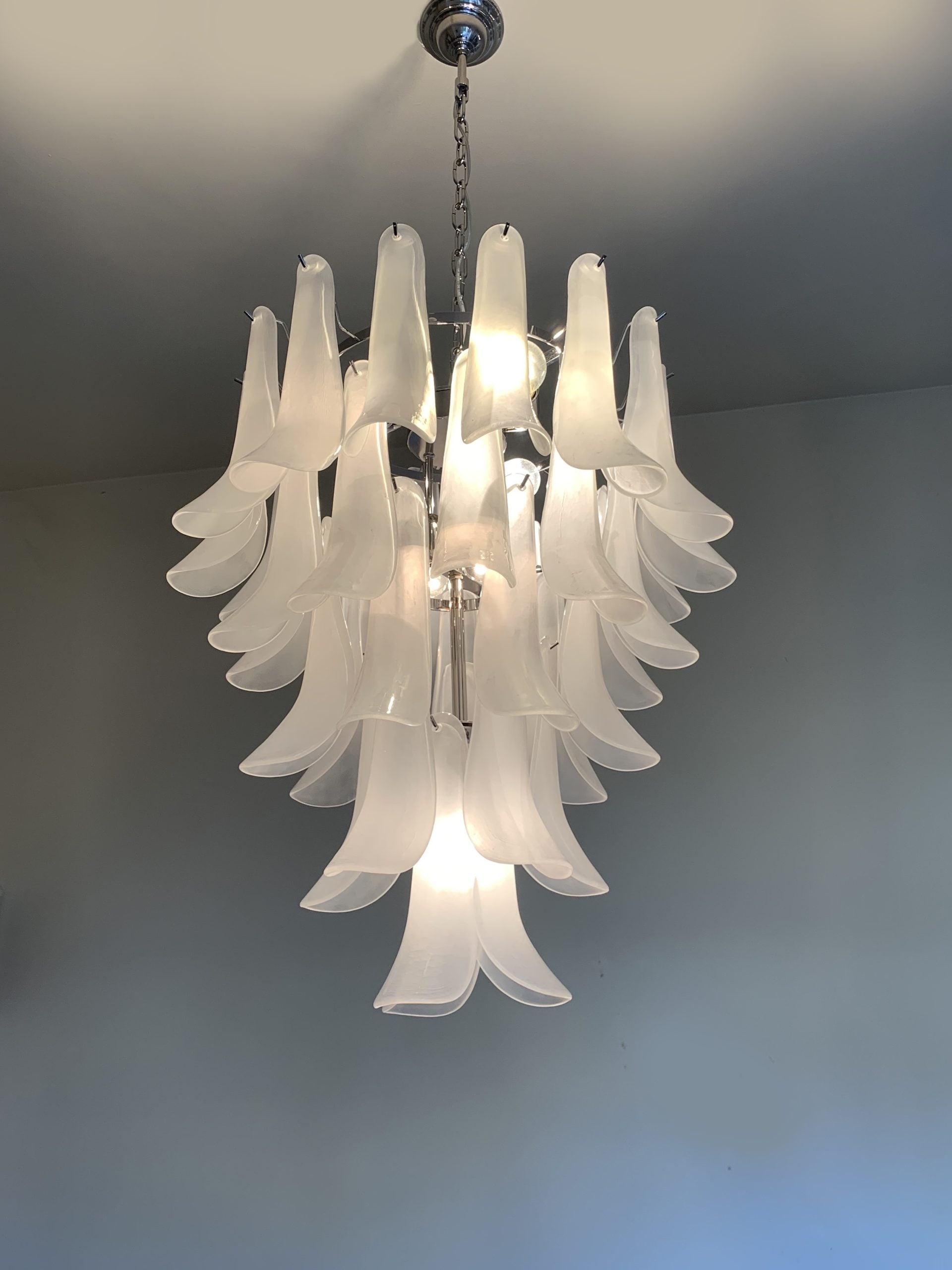 VORELLI Cortona Selle Murano Glass Circular Chandelier - Selle Murano Glass image 4