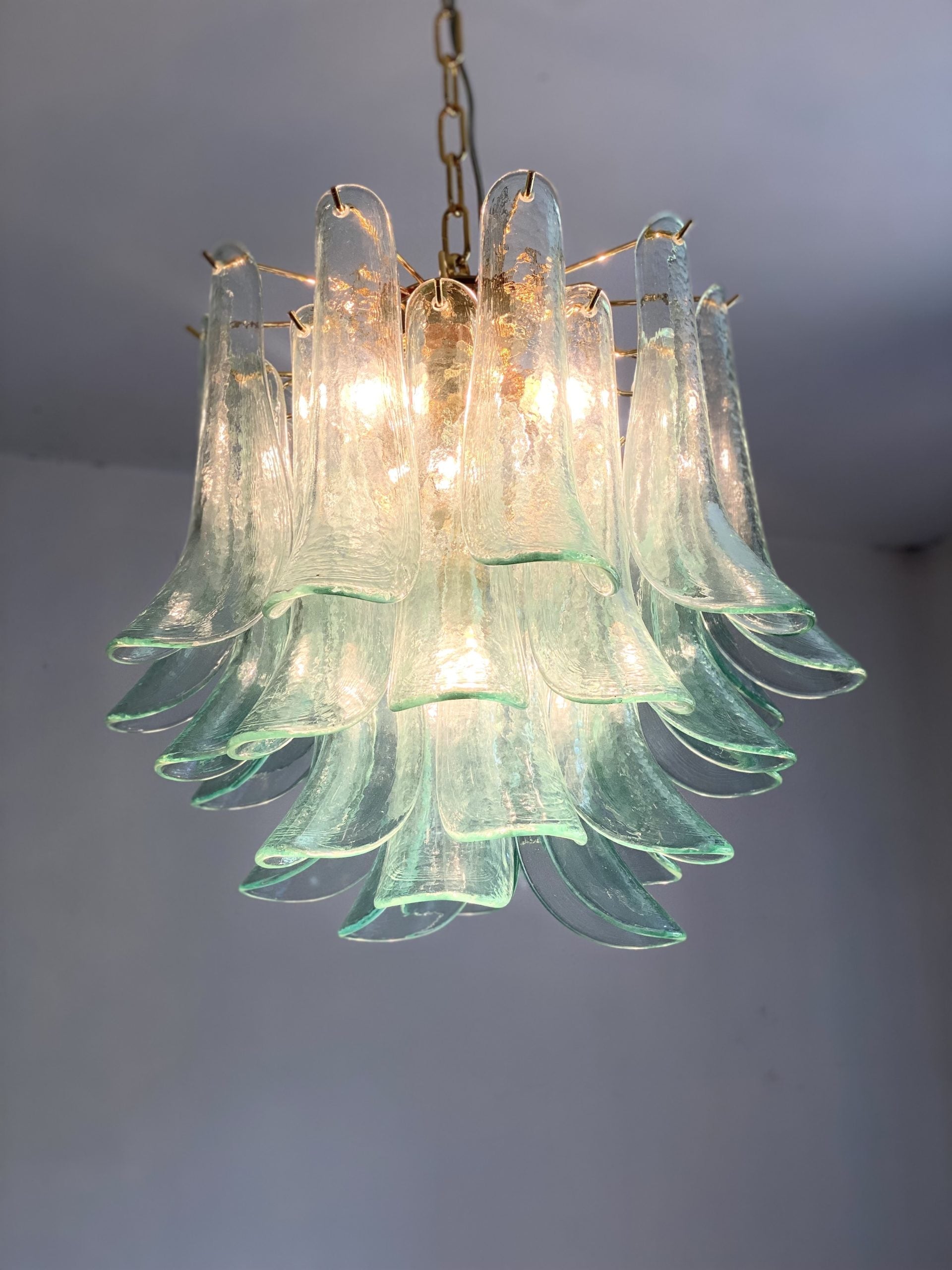 VORELLI Lecce Selle Murano Glass Circular Chandelier - Selle Murano Glass image 4