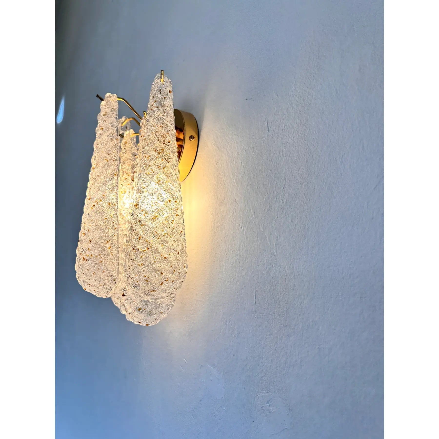 VORELLI Prato Conchiglie Murano Shell Glass Wall Light - Conchiglie Murano Shell Glass image 4