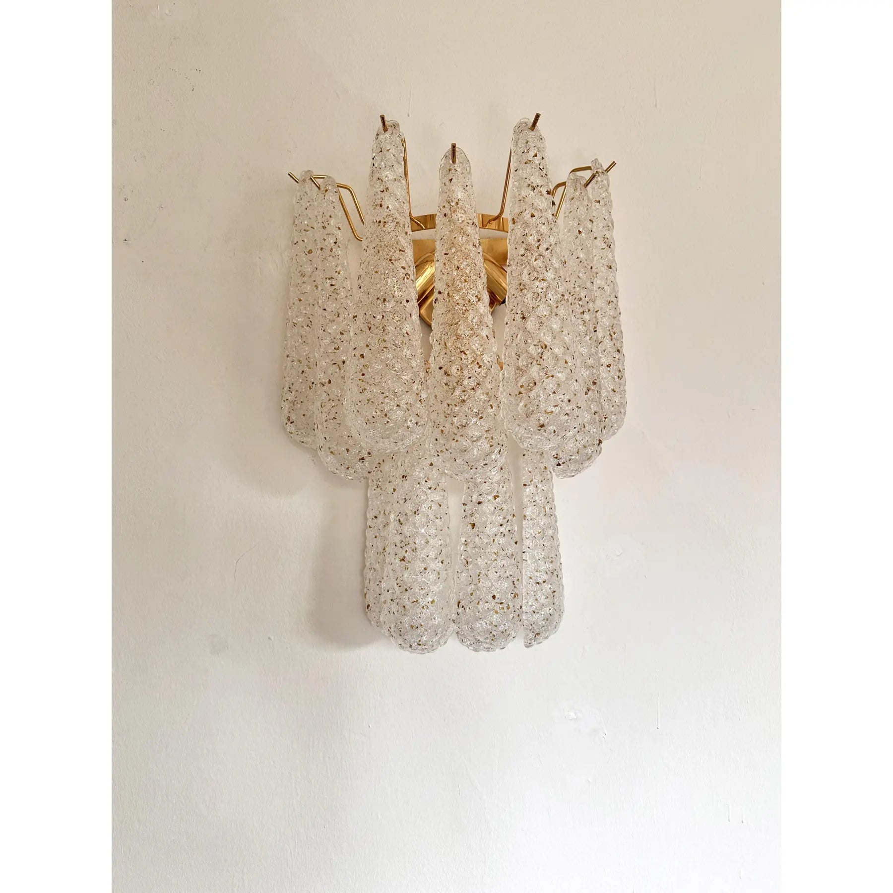 VORELLI Ragusa Conchiglie Murano Shell Glass Wall Light - Conchiglie Murano Shell Glass image 8