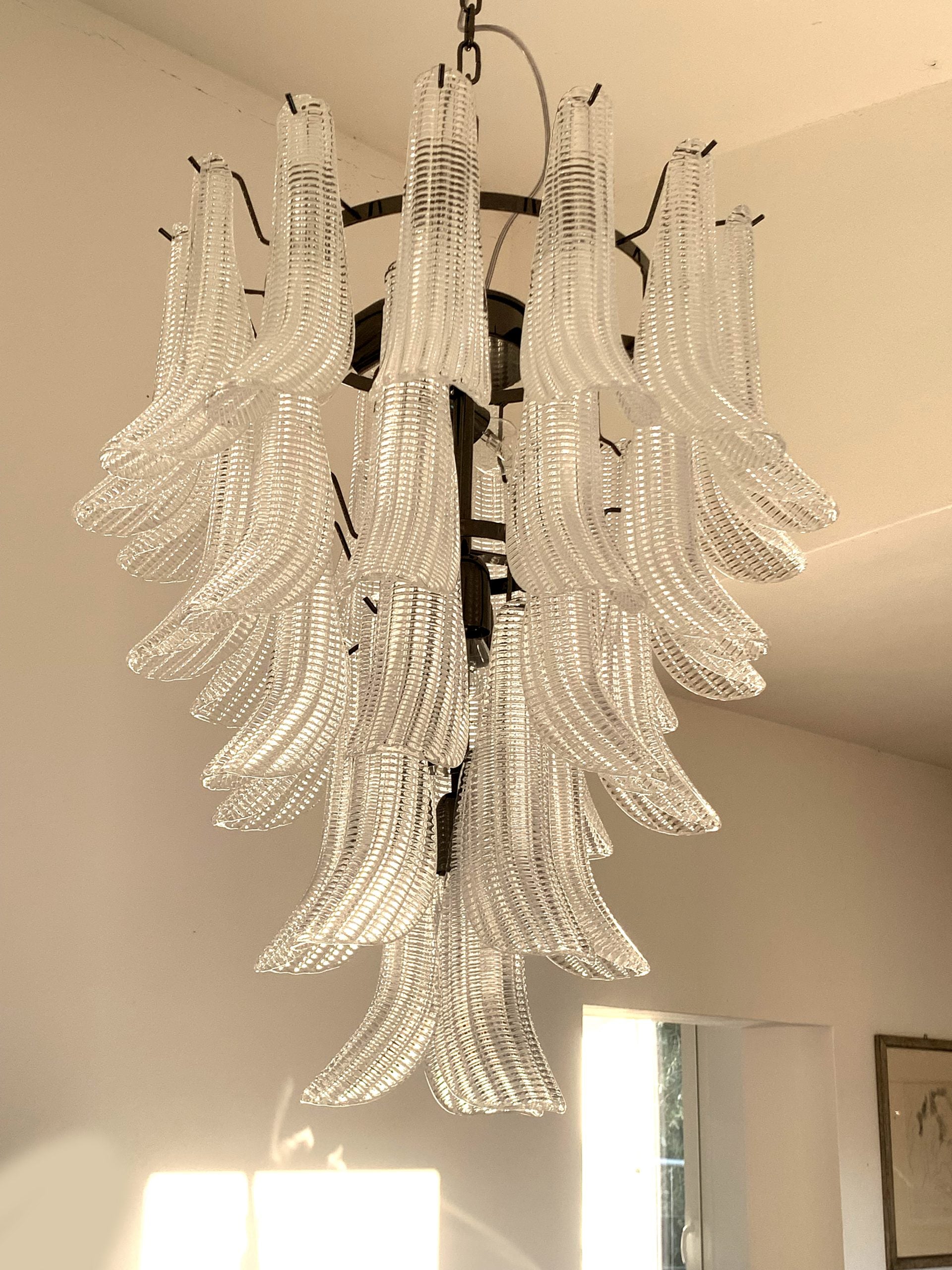 VORELLI Genova Selle Murano Glass Circular Chandelier - Selle Murano Glass image 4