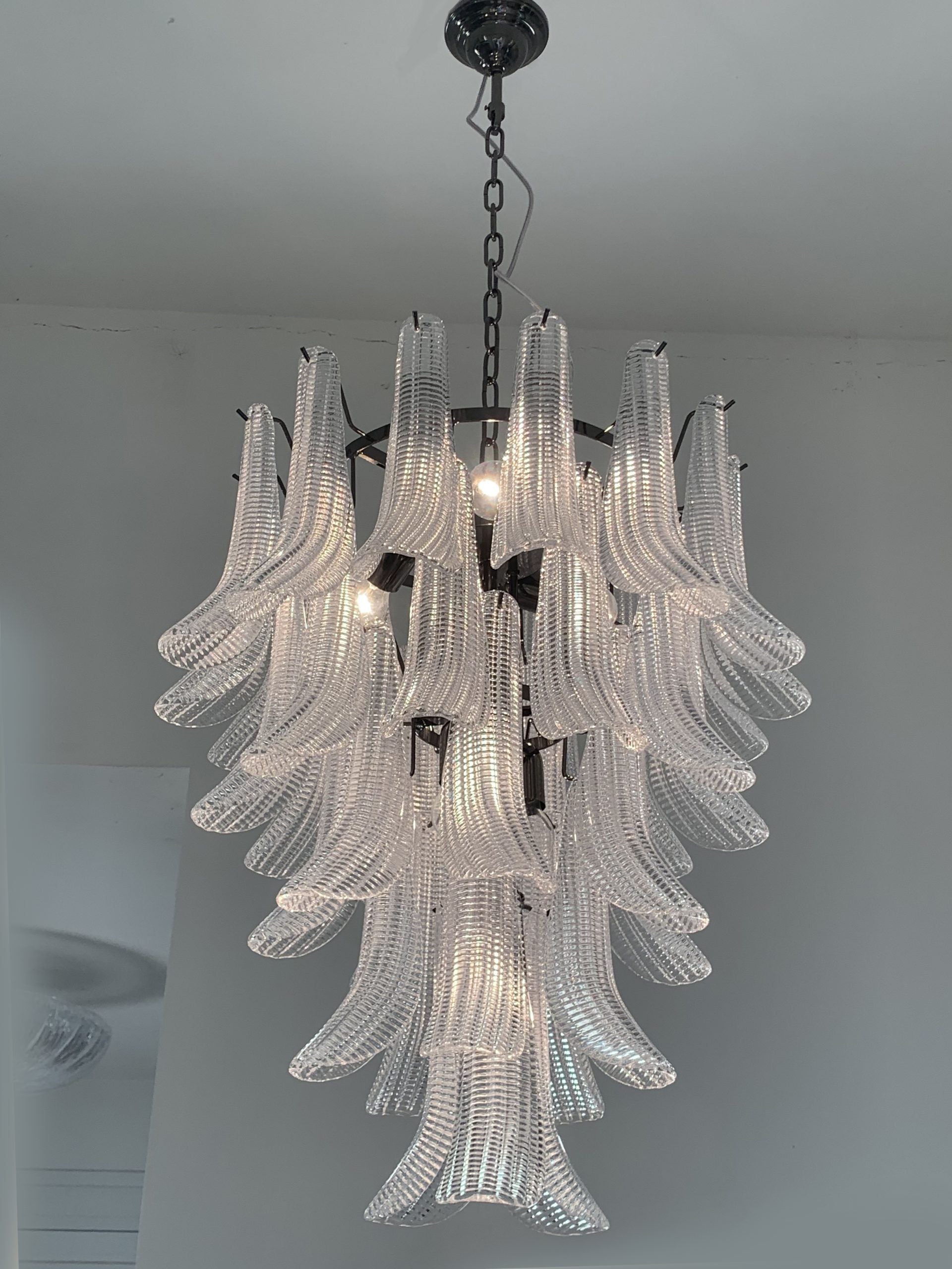 VORELLI Genova Selle Murano Glass Circular Chandelier - Selle Murano Glass image 8