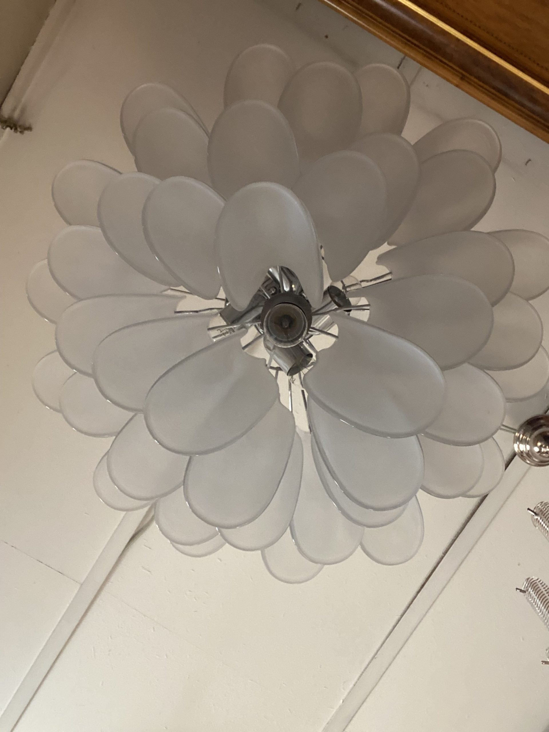VORELLI Cremona Selle Murano Glass Circular Chandelier - Selle Murano Glass image 6
