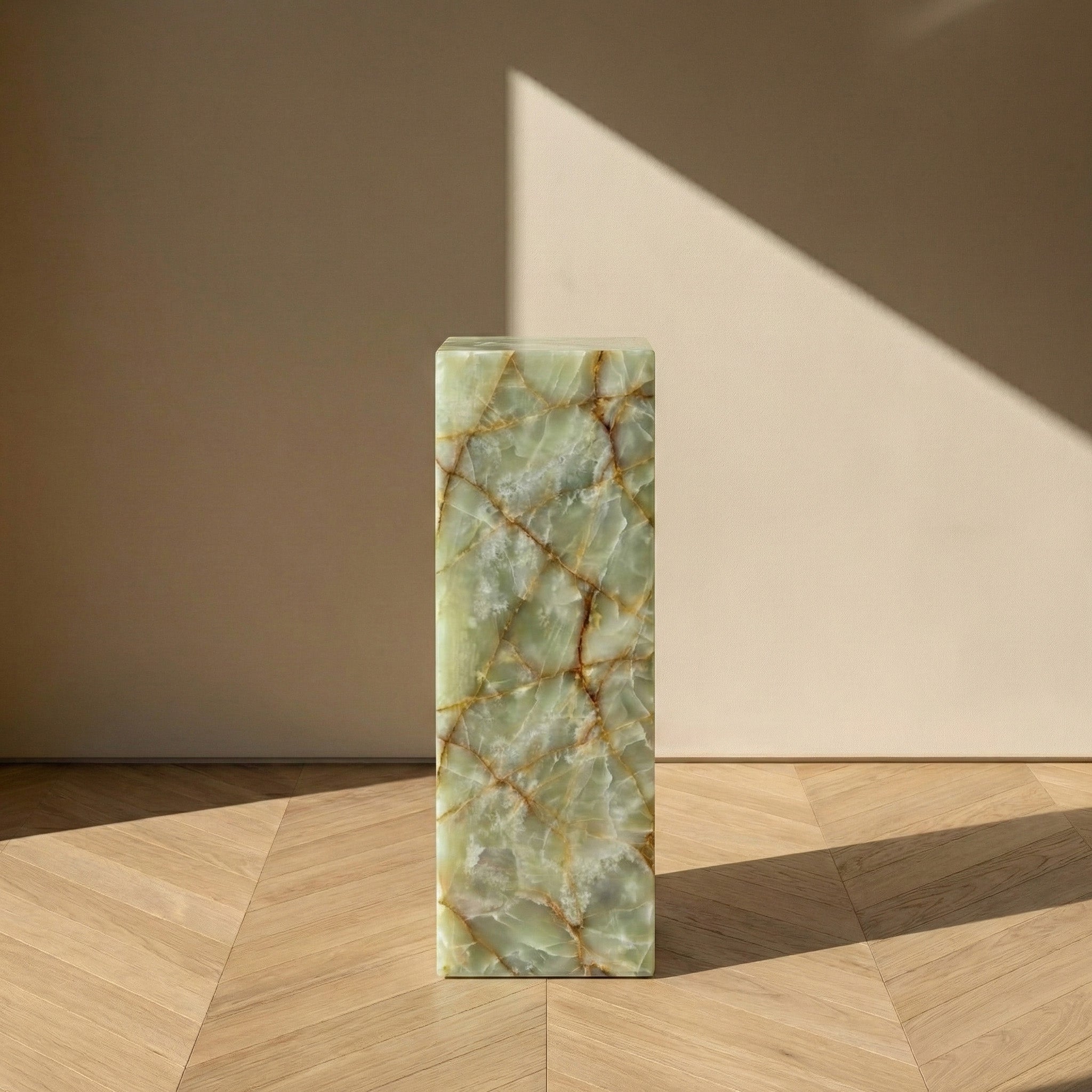 Green Onyx Pedestal Stand