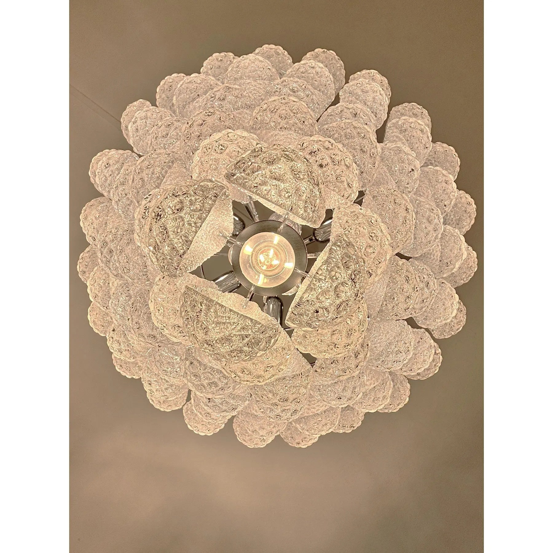 VORELLI Roma Conchiglie Murano Shell Glass Staircase Chandelier - Conchiglie Murano Shell Glass image 6