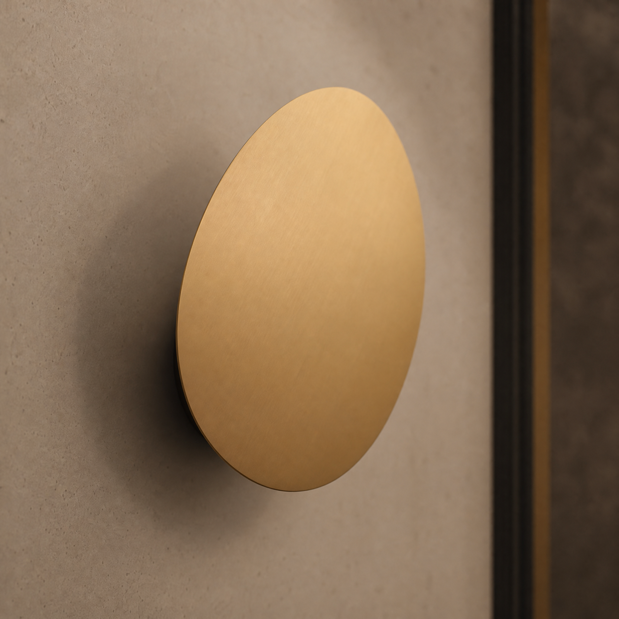 Mastery Luxury Wall Light close-up craftsmanship detail image by VORELLI