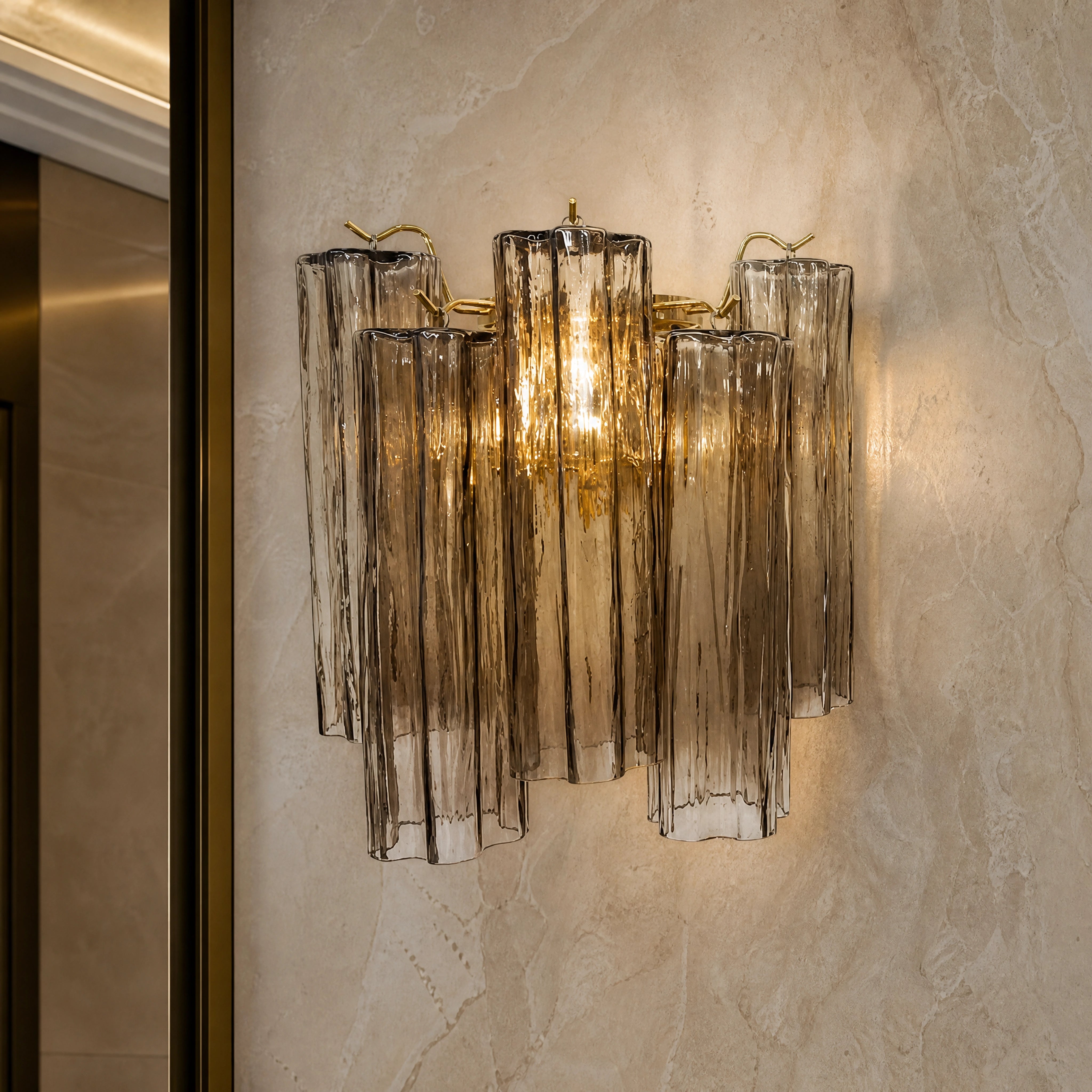 Mirella Tronchi Murano Glass Wall Light close-up luxury lifestyle hero image by VORELLI