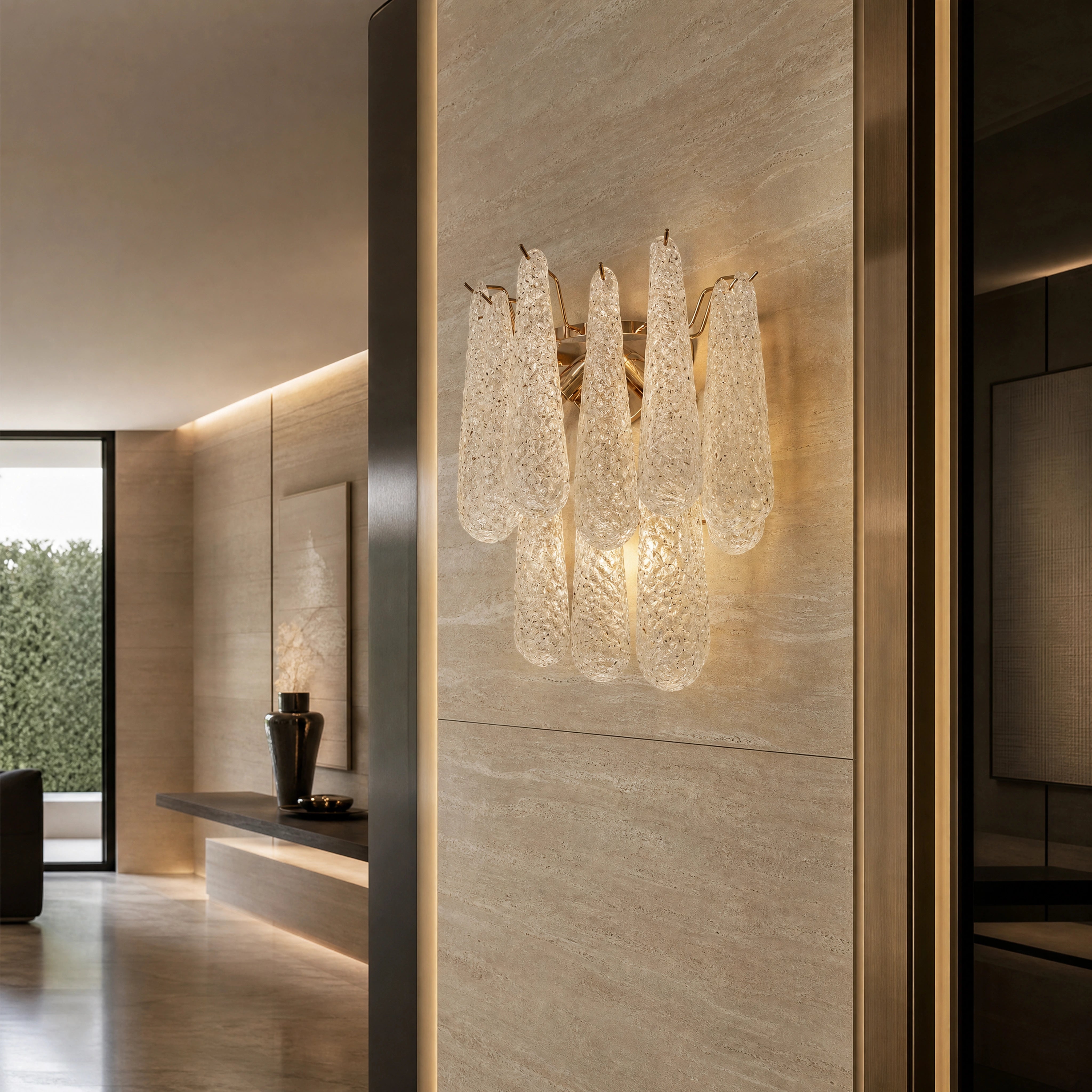 Ragusa Conchiglie Murano Shell Glass Wall Light UHNW private residence luxury lifestyle image by VORELLI