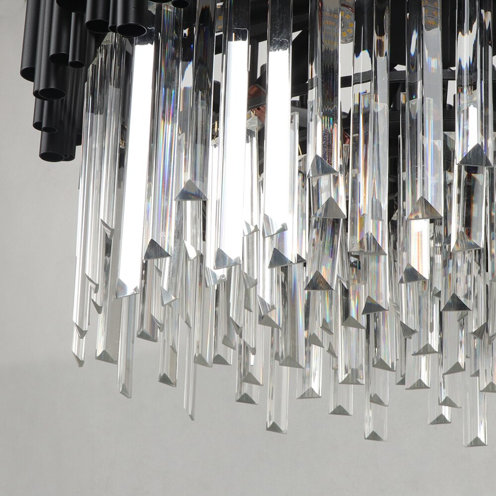 Diamond cut crystal detailing on the Gotham circular chandelier